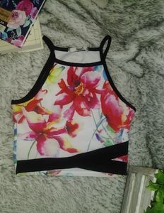 New White Dressy Flower Crop Top Small